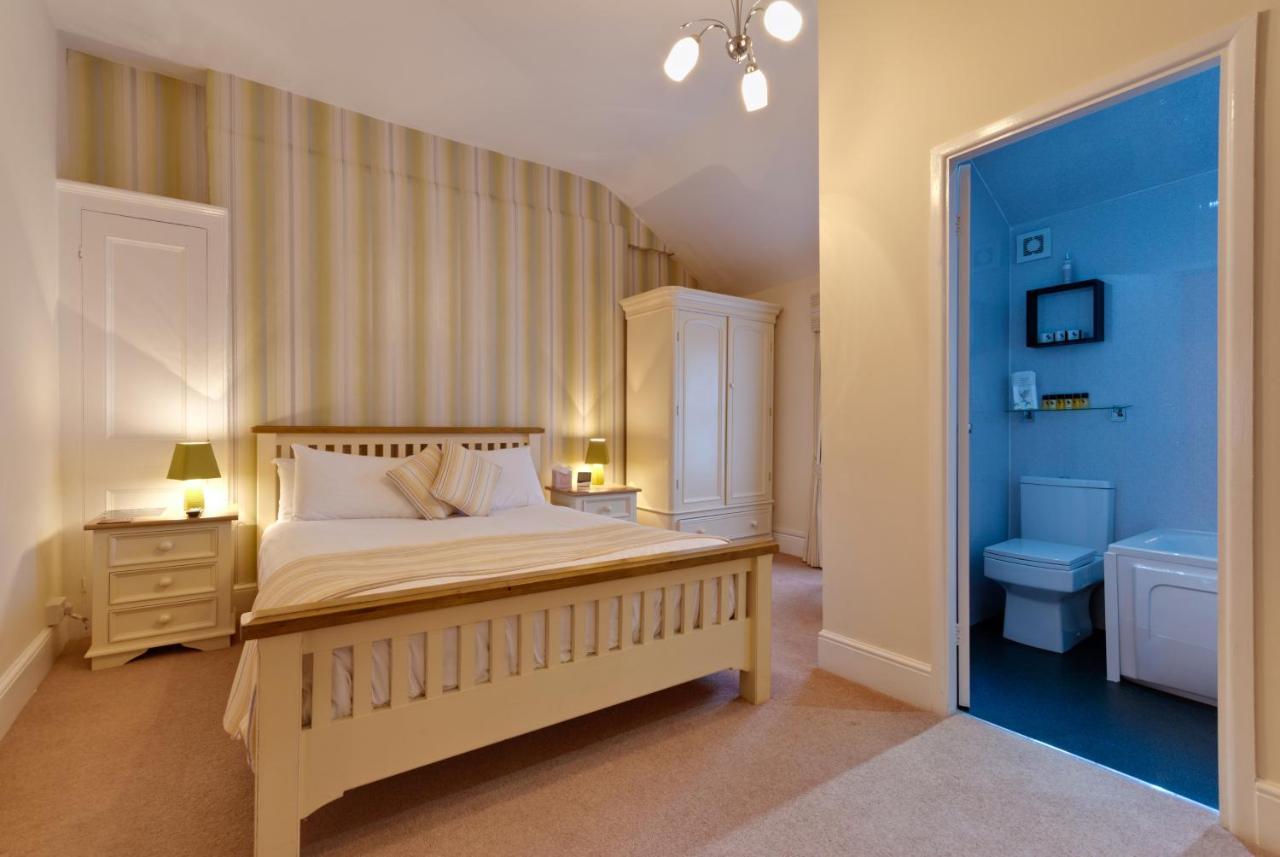 Lauriston&lawton Court 4*