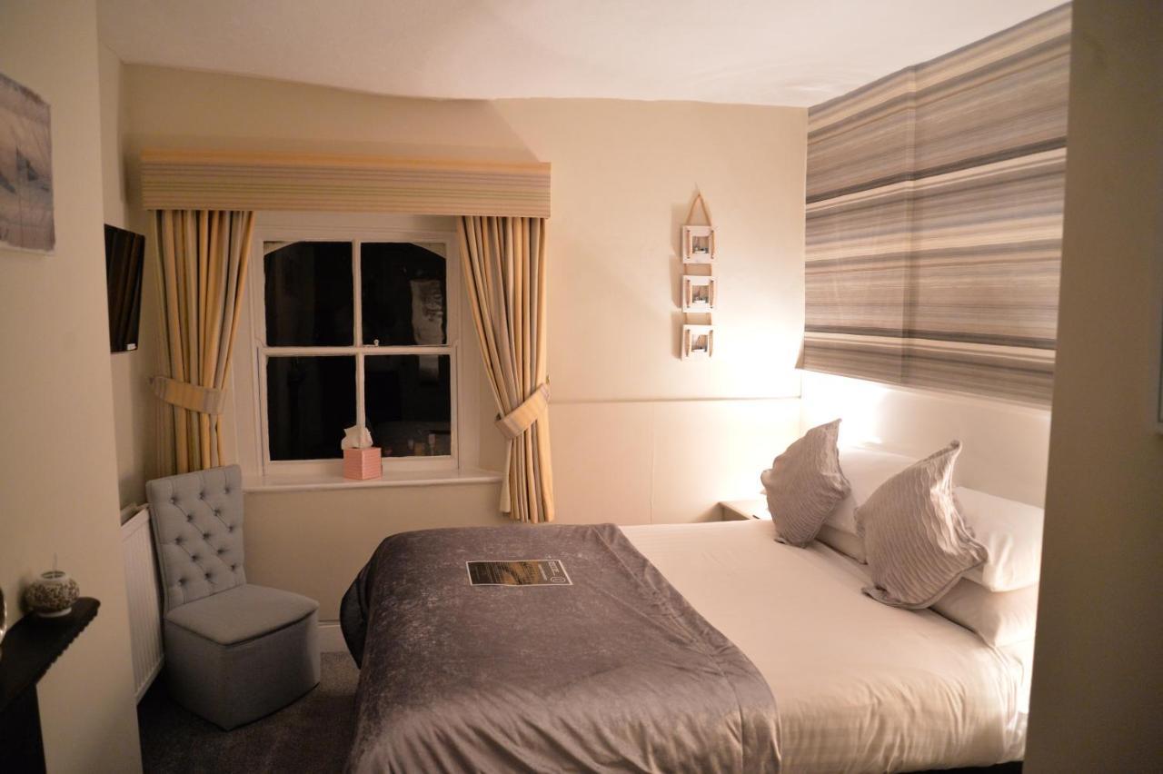 Lauriston&lawton Court 4*